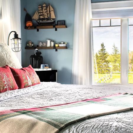 Back Home Bed And Breakfast Membertou Exterior foto